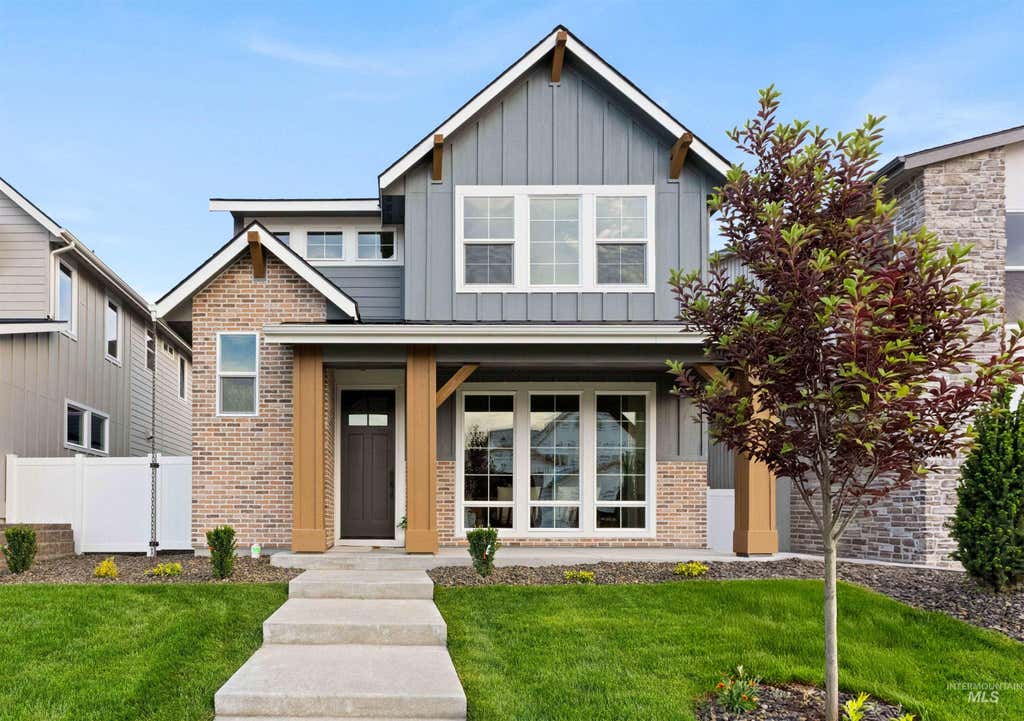 Photo of 13338 N Spring Creek Way, Boise, ID 83714 (MLS # 98996140)