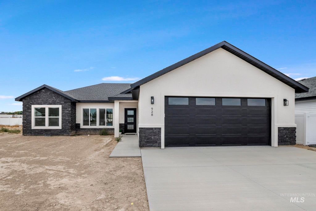 Photo of 928 Gregory Way, Twin Falls, ID 83301 (MLS # 98950685)