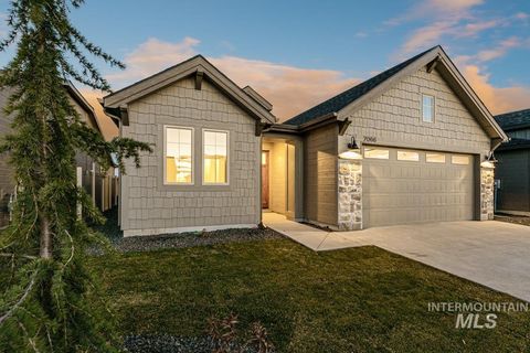6998 S Tindaris Ave Meridian ID 83642