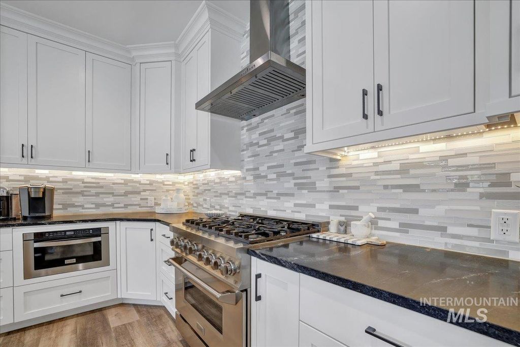 Photo of 2078 Red Rock Way, Twin Falls, ID 83301 (MLS # 98953044)