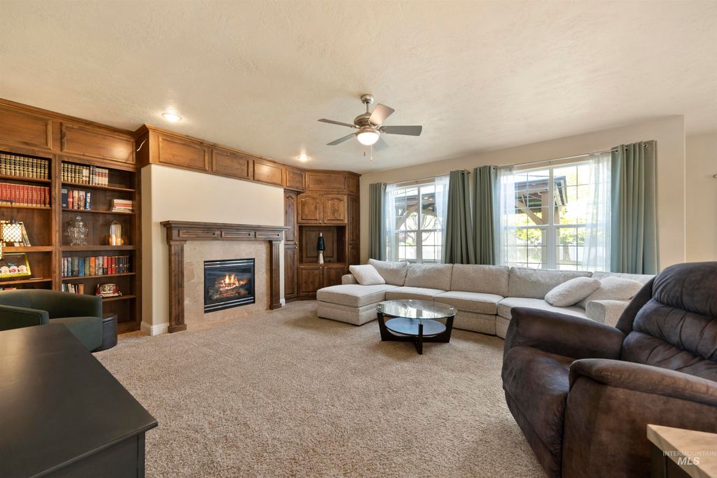 Photo of 2698 W Torana Dr, Meridian, ID 83646 (MLS # 98982398)