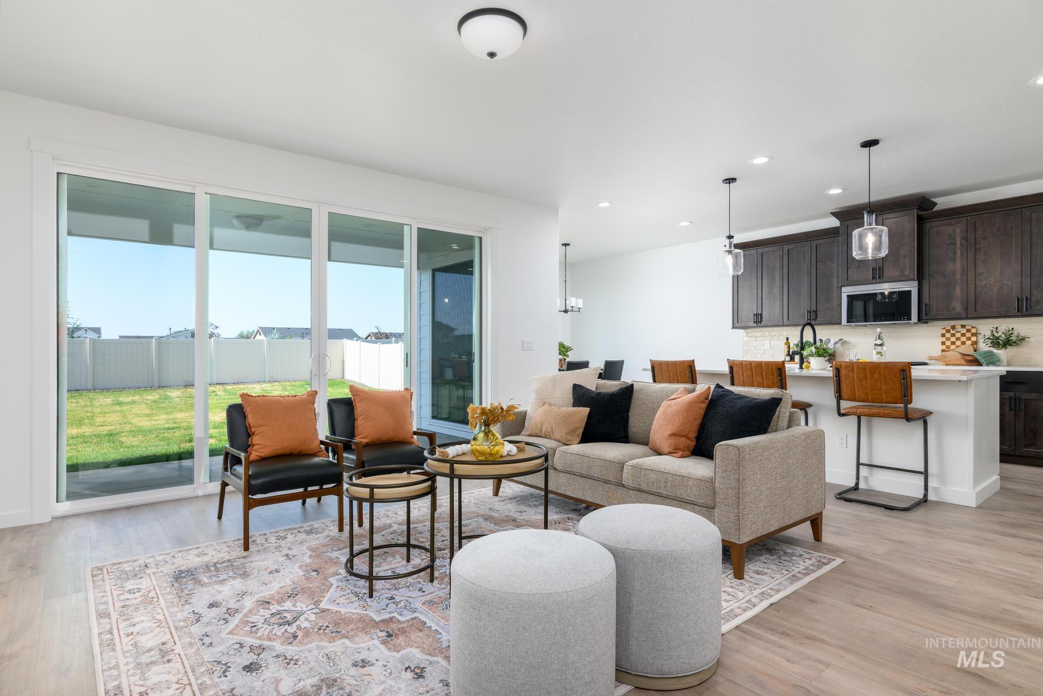 8902 W Moon River Dr