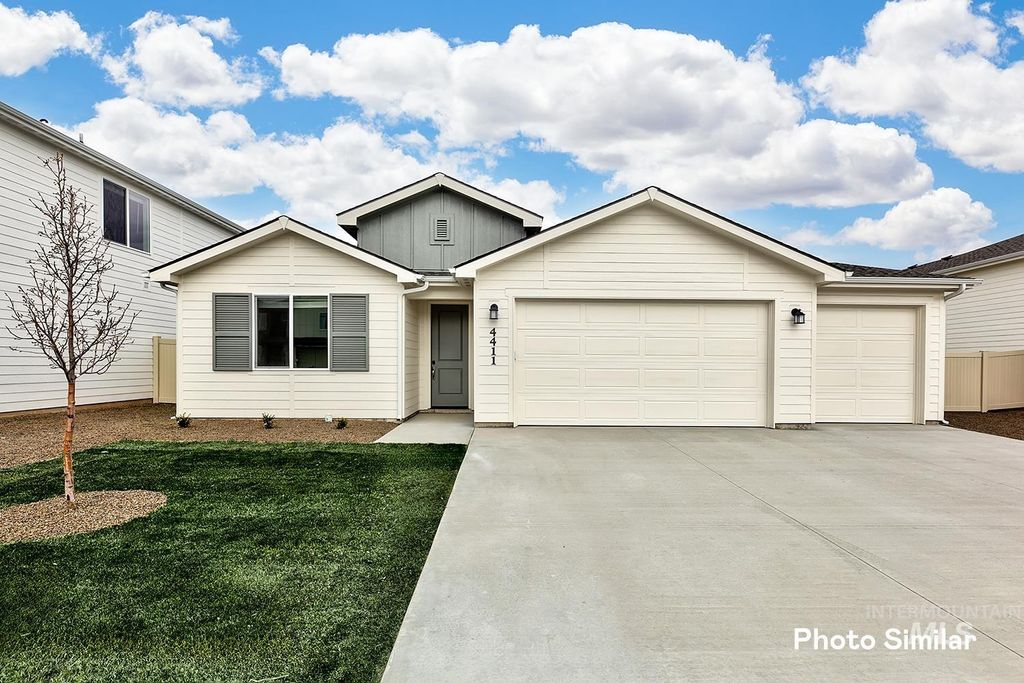Photo of 4518 Portofino Way, Caldwell, ID 83607 (MLS # 98986335)