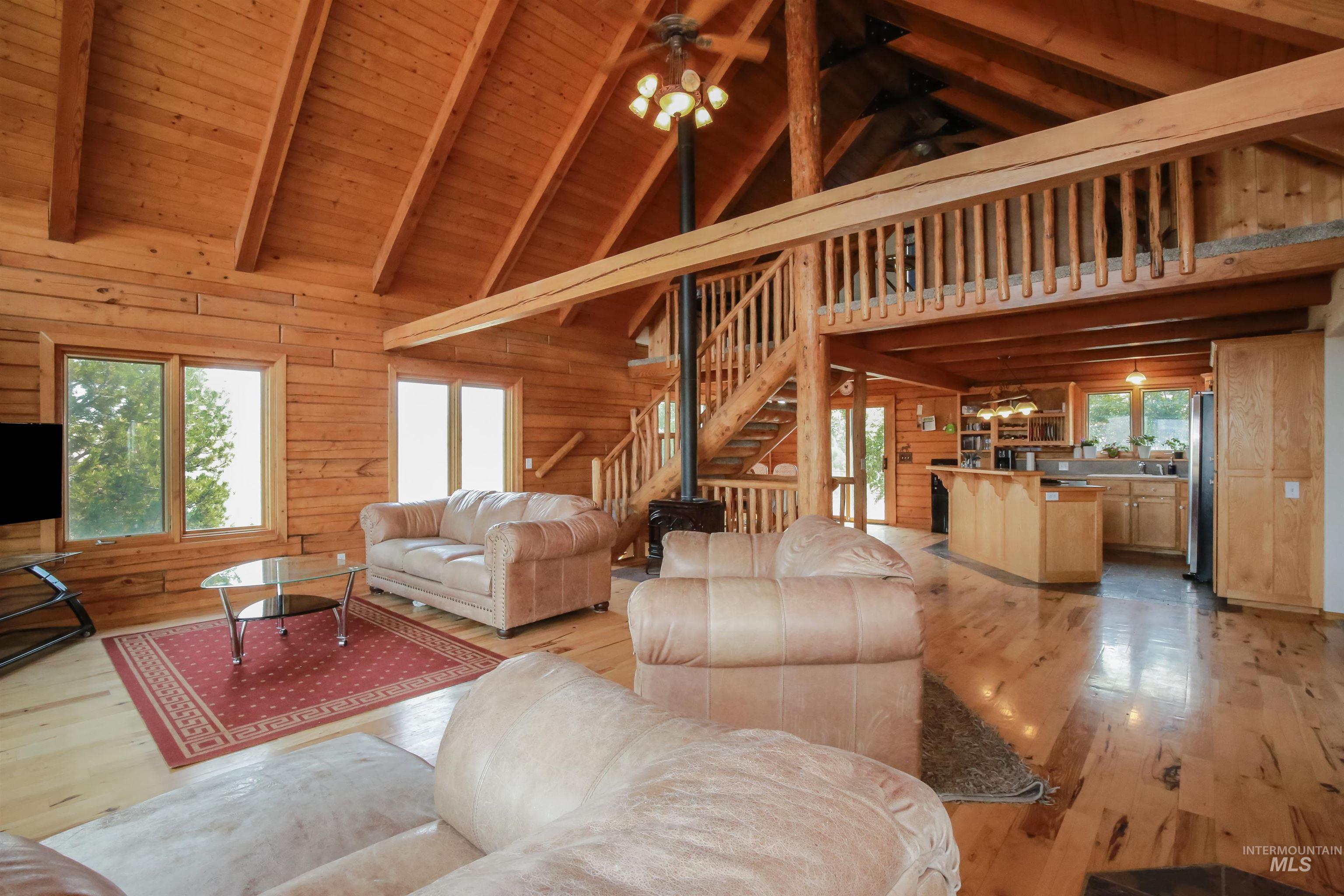 1642 Barlow Road