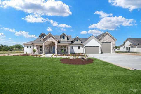 Photo of 24821 Ardmore Ct, Caldwell, ID 83607 (MLS # 98986528)