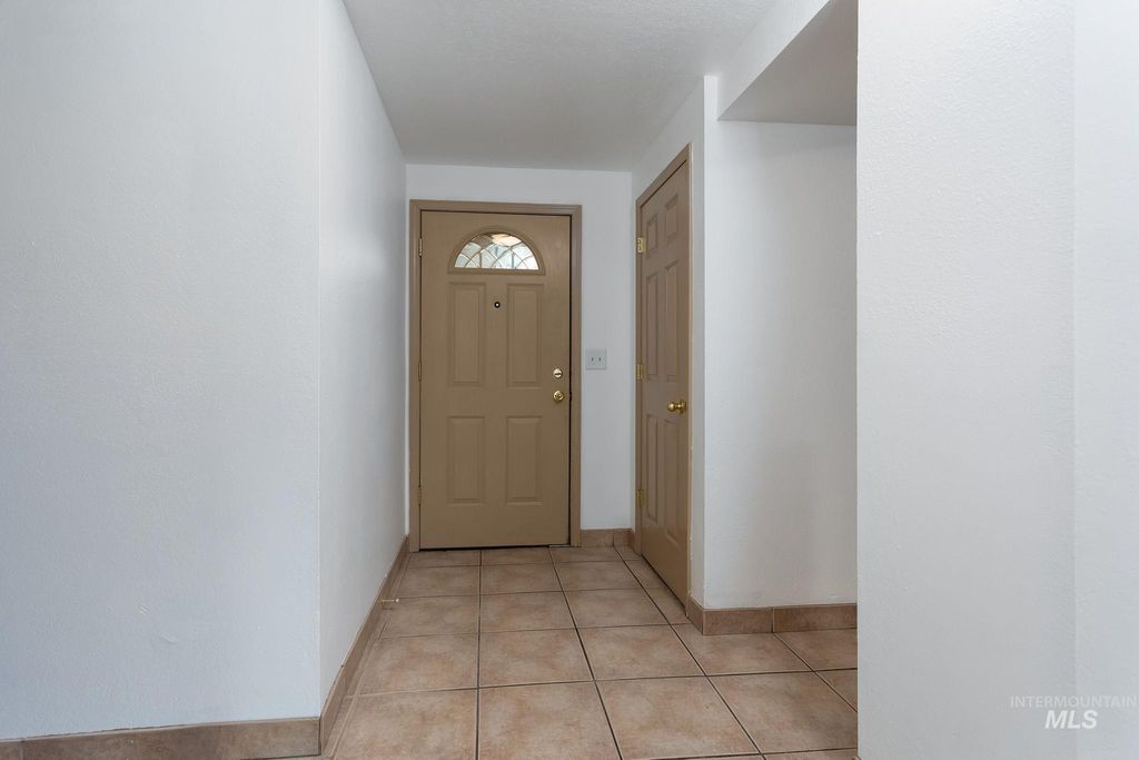 Photo of 311 W Dooley Ln, Nampa, ID 83686 (MLS # 98962046)