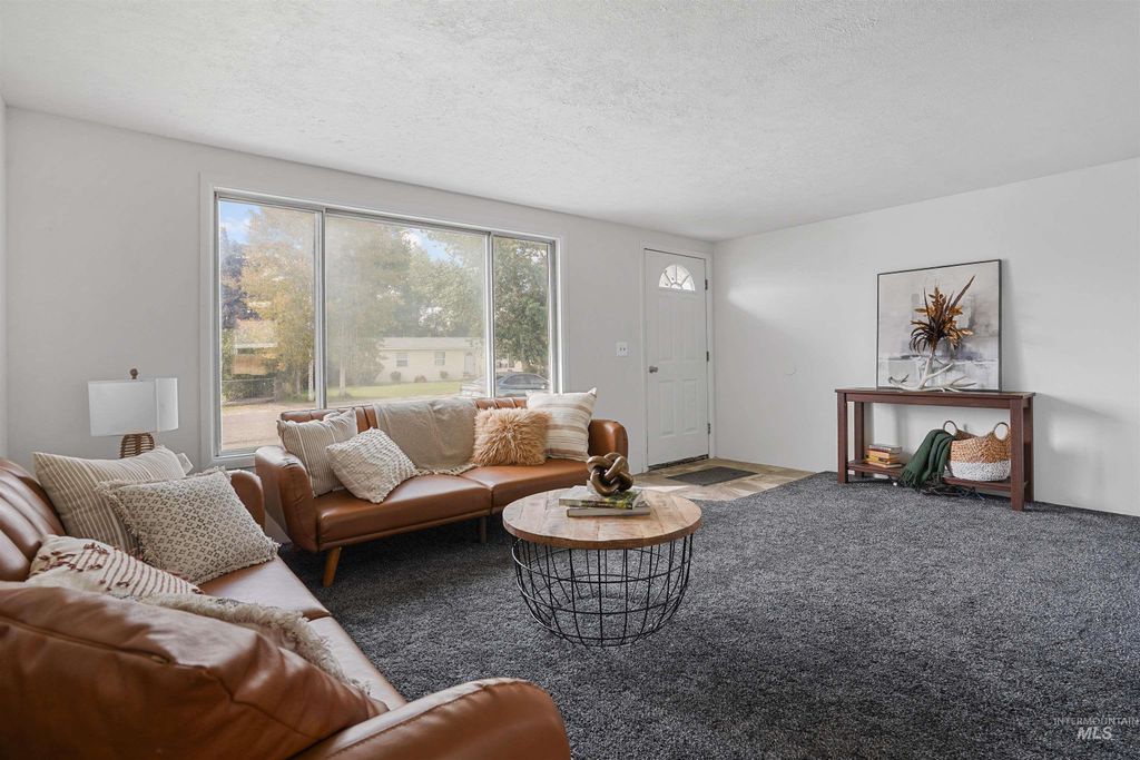 Photo of 1710 Hemlock Street, Rupert, ID 83350 (MLS # 98963444)