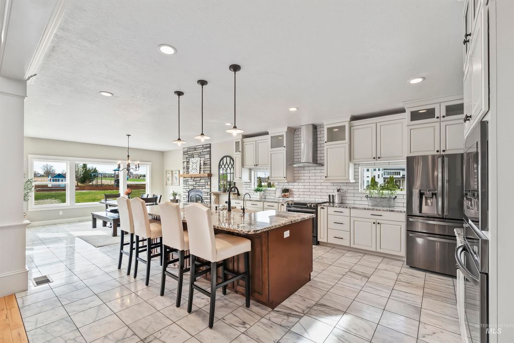 Photo of 12359 Rivendell Ct, Nampa, ID 83686 (MLS # 98979563)