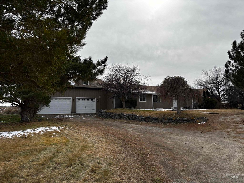 Photo of 3981 N 3575 E, Kimberly, ID 83341 (MLS # 98975866)