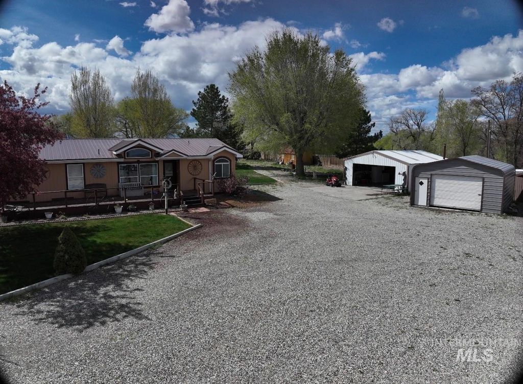 Photo of 131 Hilltop Court, Burley, ID 83318 (MLS # 98983920)