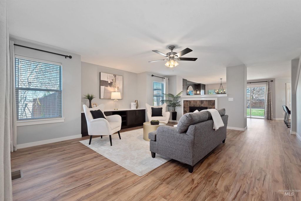 Photo of 2610 N Snowbell Rd, Kuna, ID 83634 (MLS # 98980484)