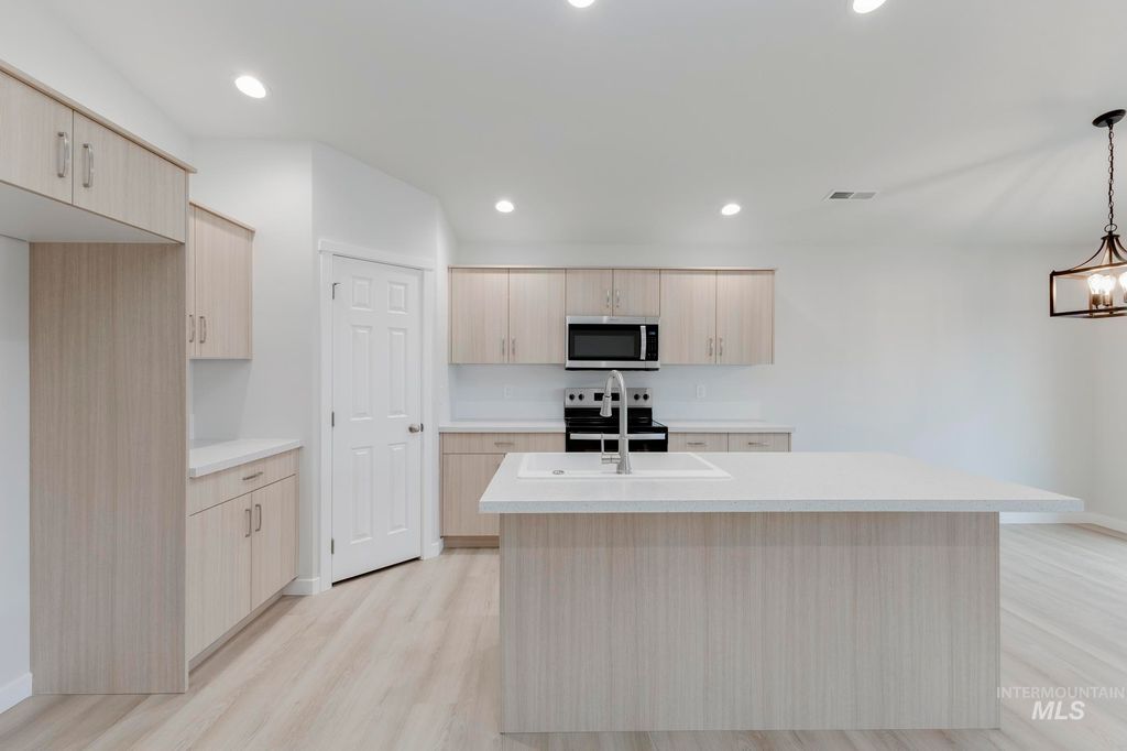 Photo of 7178 E Shields Dr, Nampa, ID 83687 (MLS # 98968161)