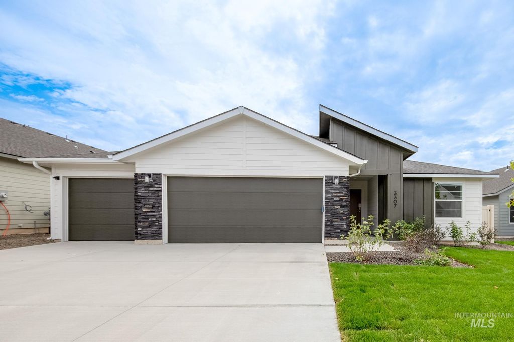 Photo of 7178 E Shields Dr, Nampa, ID 83687 (MLS # 98968161)