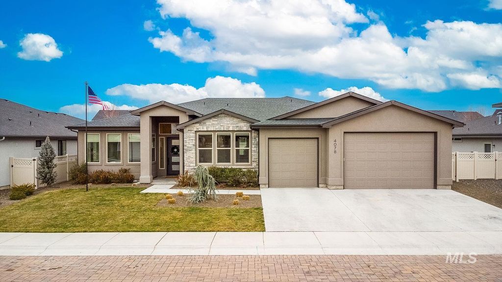 Photo of 4078 W Wapoot St, Meridian, ID 83646 (MLS # 98972488)