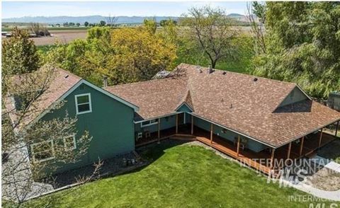 Photo of 3845 S Powerline Rd, Melba, ID 83641 (MLS # 98979273)