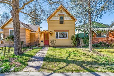 Photo of 1403 N 7th Street, Boise, ID 83702 (MLS # 98978600)