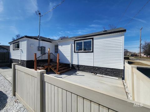 108 Morrison Caldwell ID 83605