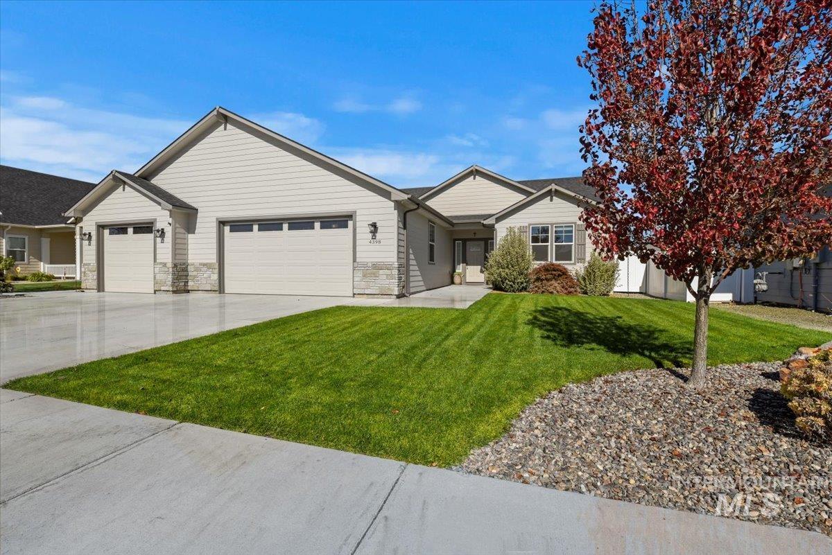 4398 E Wagon Rd