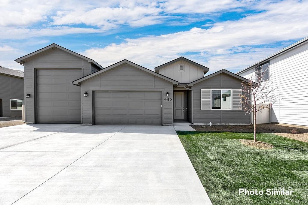 Photo of 4519 Segovia Ave, Caldwell, ID 83607 (MLS # 98983446)