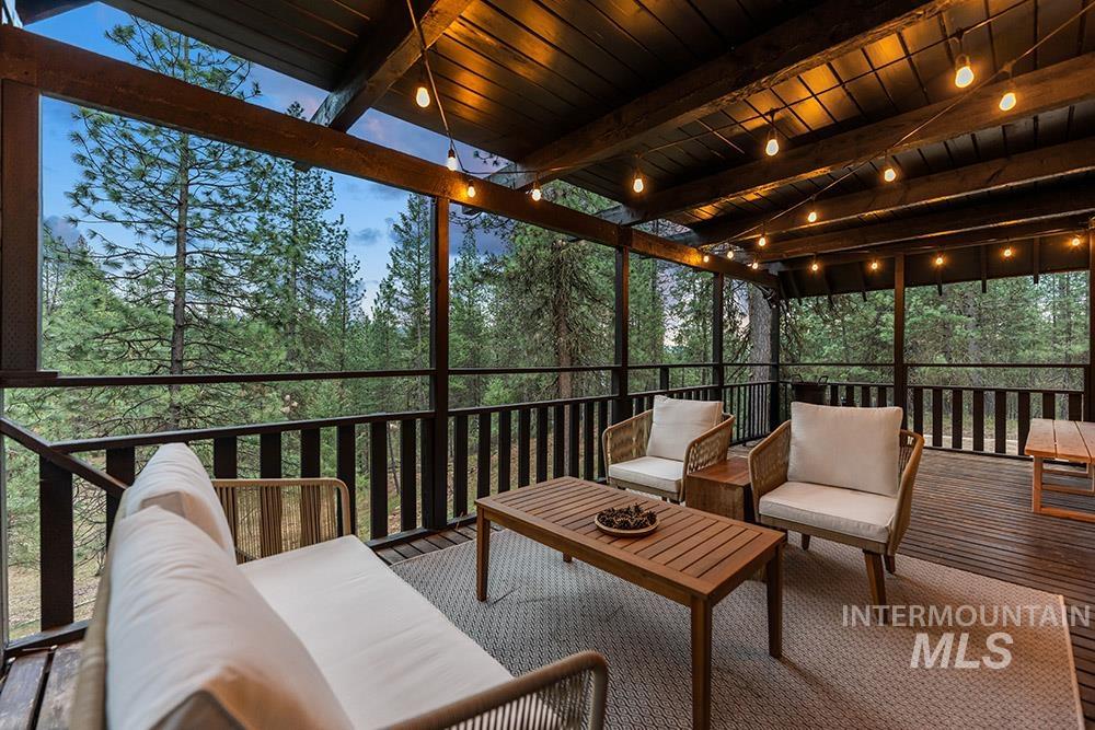 9 Upper Fitchs Point Rd