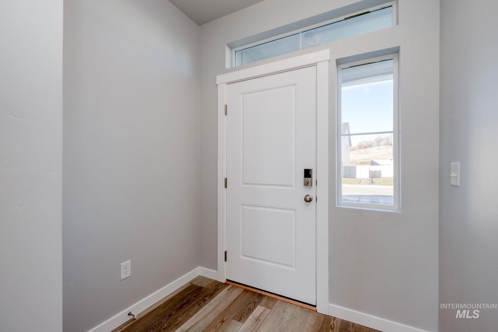 Photo of 6652 S Warm Lake Ave, Meridian, ID 83642 (MLS # 98968386)