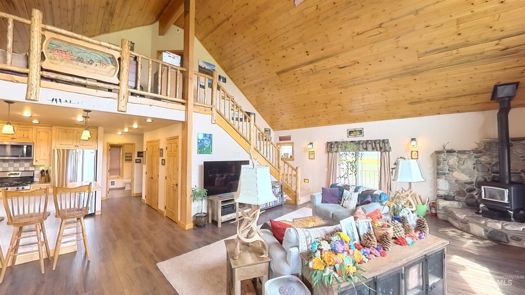 Photo of 243 Red Rock Road, Grangeville, ID 83530 (MLS # 99004230)
