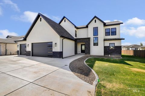 Photo of 1580 Mary Alice Lake Way, Twin Falls, ID 83301 (MLS # 98978830)