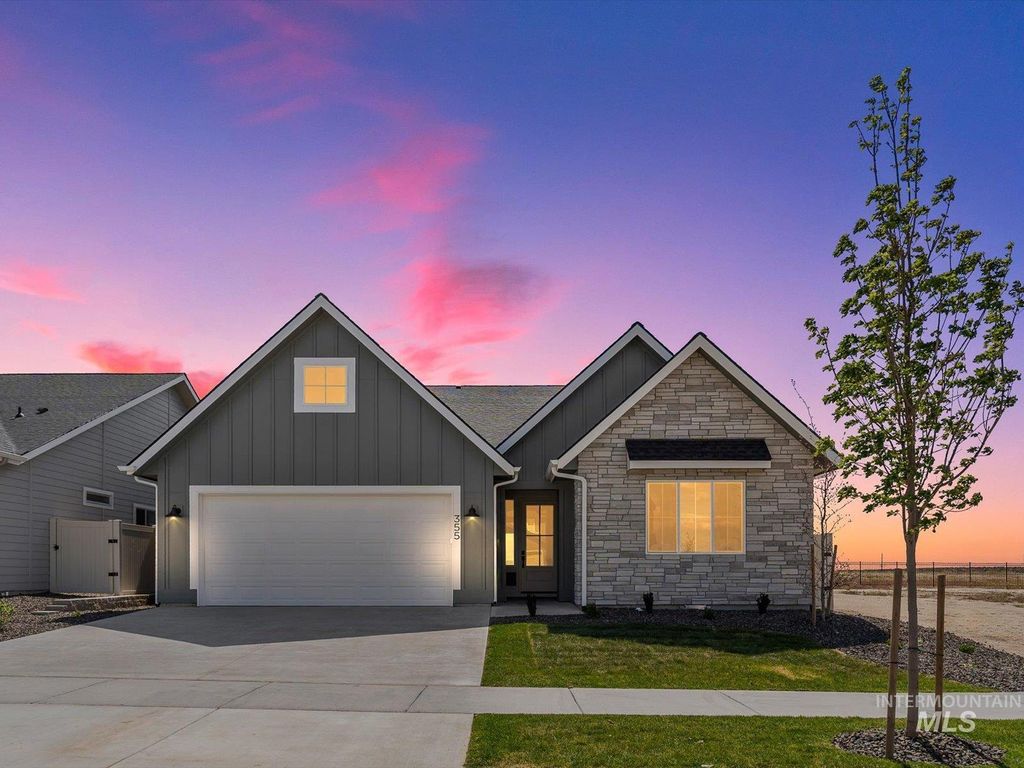 Photo of 355 S Bumper Way, Boise, ID 83716 (MLS # 98987039)