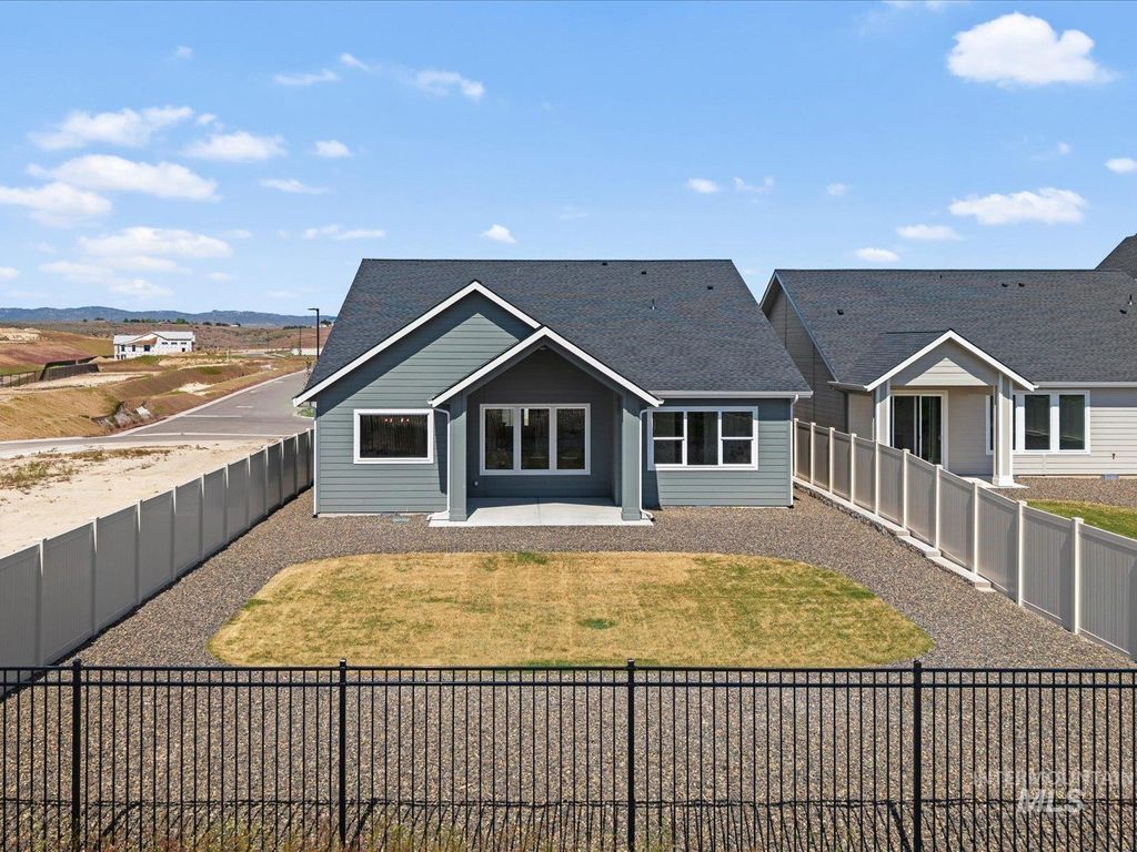 Photo of 355 S Bumper Way, Boise, ID 83716 (MLS # 98987039)