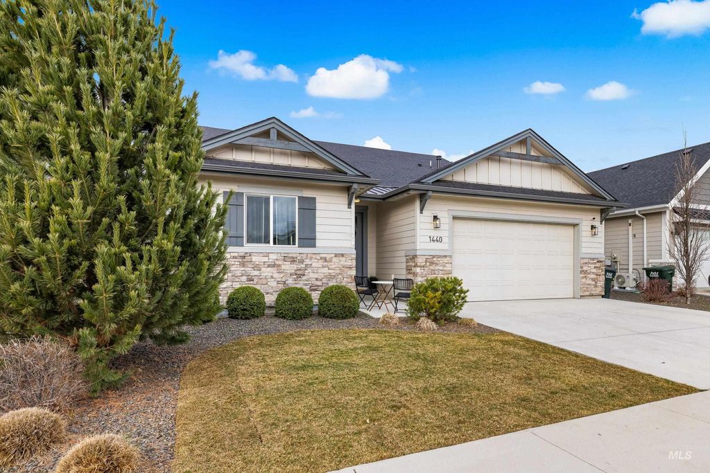 Photo of 1440 W Cerulean St, Kuna, ID 83634 (MLS # 98977815)