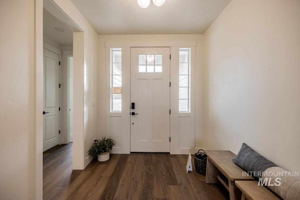 Photo of 2511 E Tenzing Dr, Meridian, ID 83642 (MLS # 98971104)