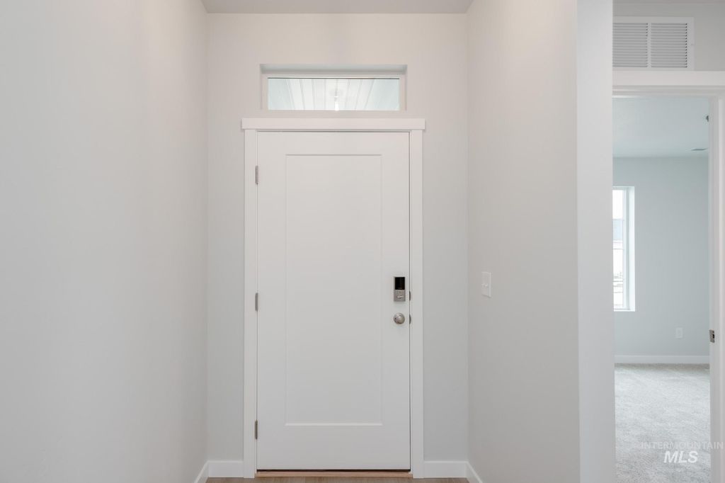 Photo of 49 S Sweetgrass Ave, Nampa, ID 83651 (MLS # 98965340)