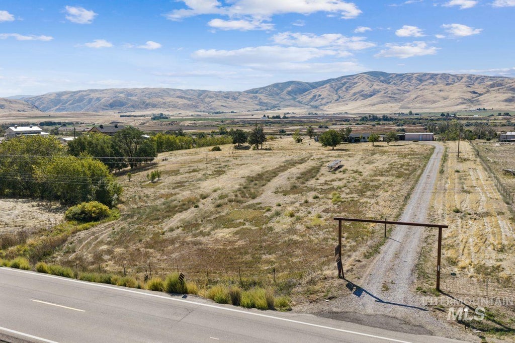 Photo of 9845 N Highway 52, Horseshoe Bend, ID 83629 (MLS # 99001316)