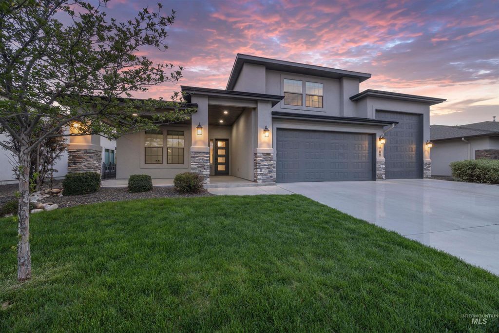 Photo of 1789 N Monterossa Way, Eagle, ID 83616 (MLS # 98983370)