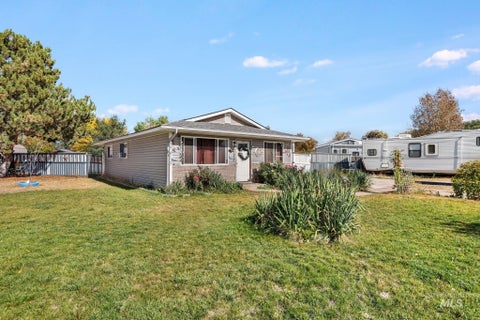 Photo of 1618 Gingko St, Rupert, ID 83350 (MLS # 99003526)