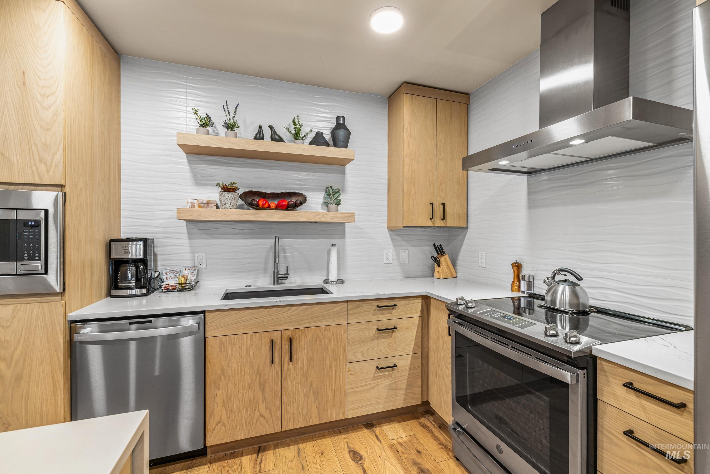 Kitchen with quartz countertops
