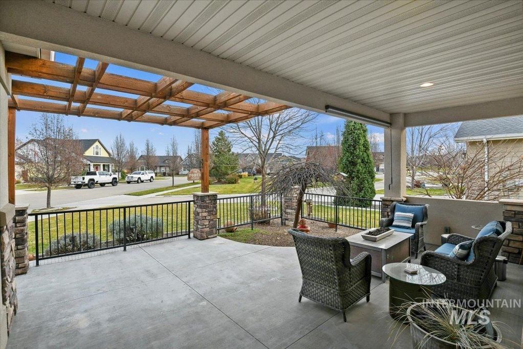 Photo of 6789 Red Shine Way, Boise, ID 83709 (MLS # 98969922)