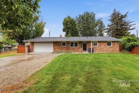 Photo of 6010 W Poplar Drive, Boise, ID 83704 (MLS # 98999887)