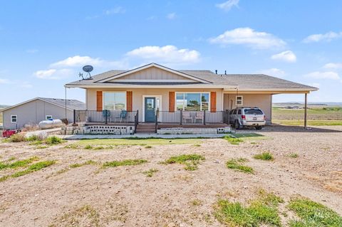 Photo of 9531 Pump Rd, Nampa, ID 83686 (MLS # 98983376)