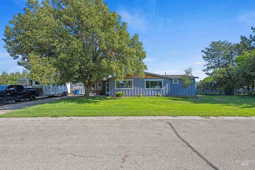 Photo of 11684 W Gila DR, Kuna, ID 83634 (MLS # 98991444)