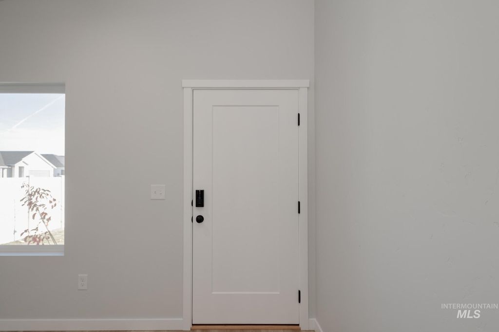 Photo of 7349 S Bungalow Ave, Meridian, ID 83642 (MLS # 98968590)