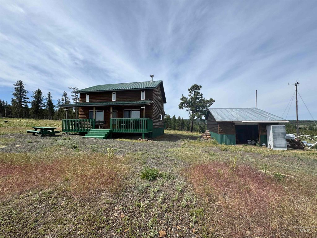 Photo of 100 Rock Hill Rd, Pomeroy, WA 99347 (MLS # 98983829)