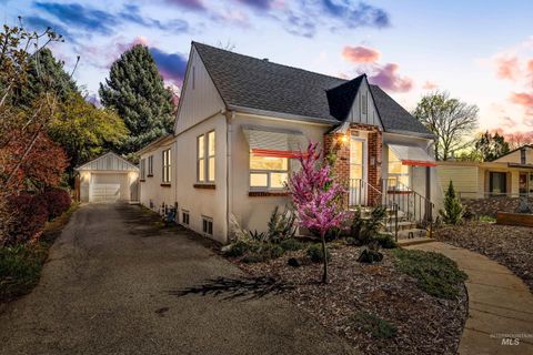 Photo of 420 N Atlantic St, Boise, ID 83706 (MLS # 98981290)