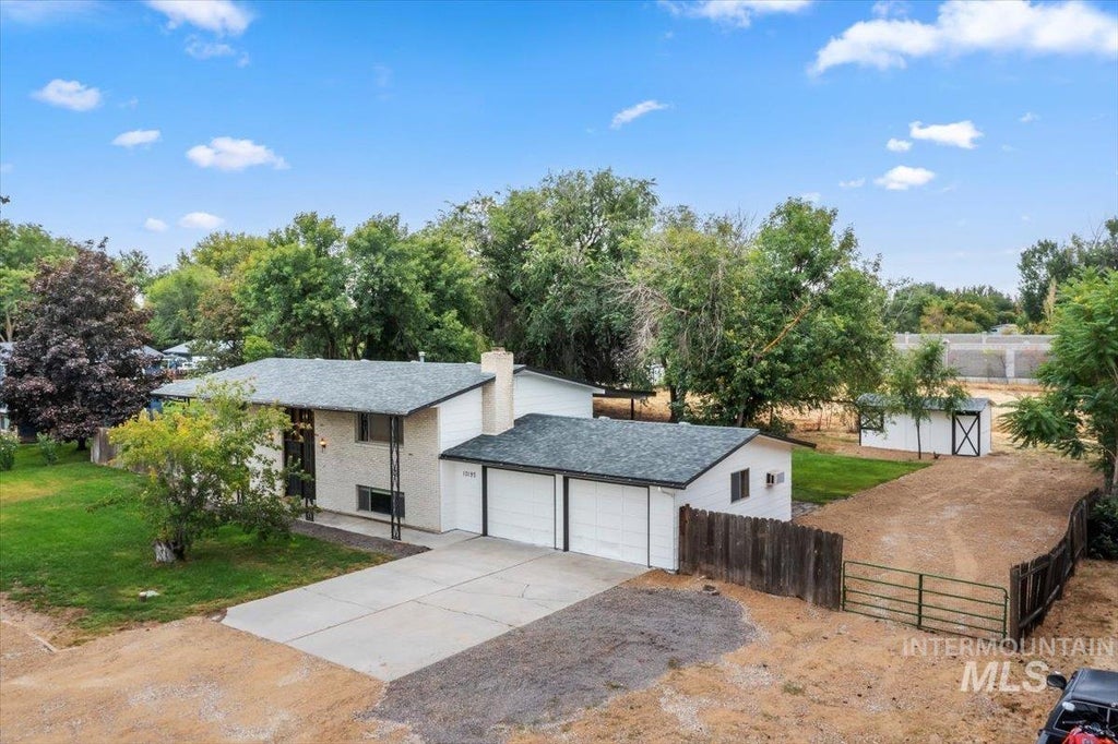 Photo of 10195 W La Hontan Dr, Boise, ID 83709 (MLS # 99000171)