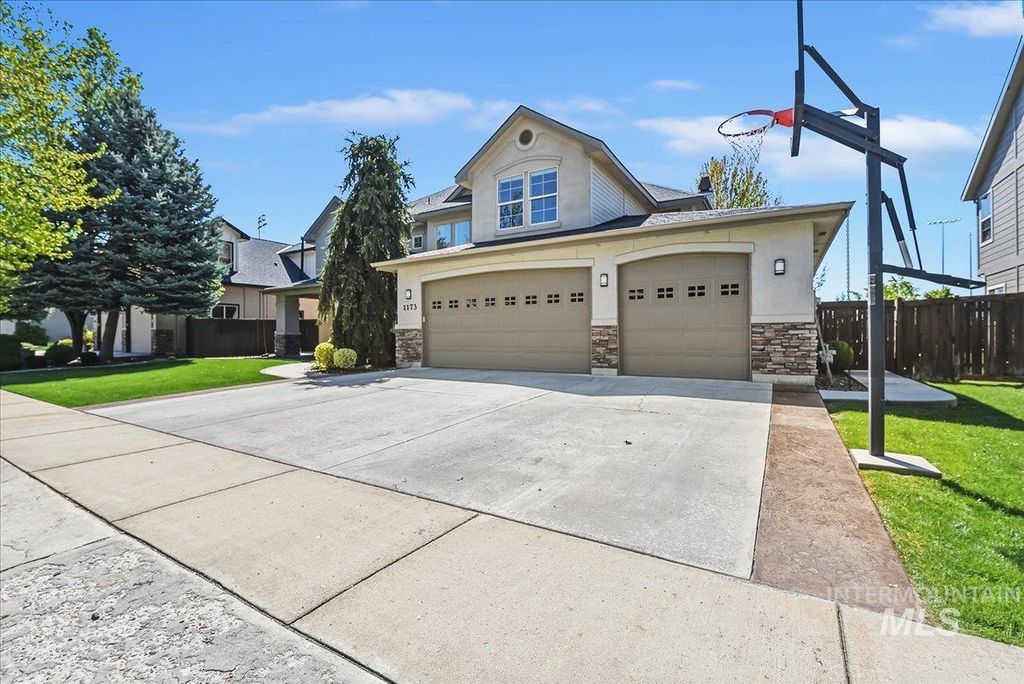 Photo of 1173 W Hitchcock St, Meridian, ID 83646 (MLS # 98984361)