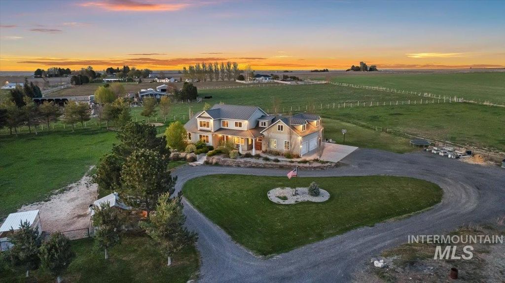 Photo of 978 S 1200 E, Eden, ID 83325 (MLS # 98973496)