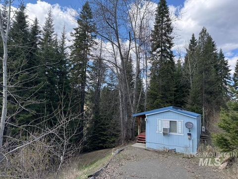 Photo of 121 Court St, Pierce, ID 83546 (MLS # 98944968)