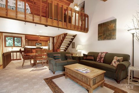 Photo of 2778 Sunburst Condo Dr, Sun Valley, ID 83353 (MLS # 98967613)