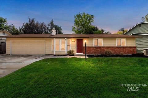 7727 W Iron Court Boise ID 83704