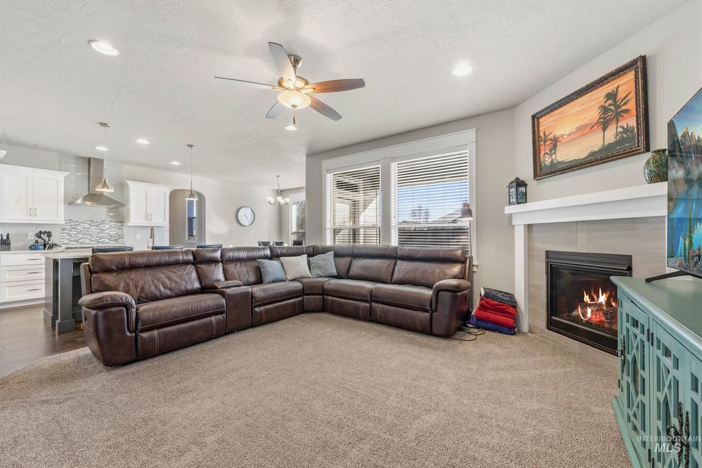 Photo of 1086 N. Redspire Ave, Star, ID 83669 (MLS # 98976886)